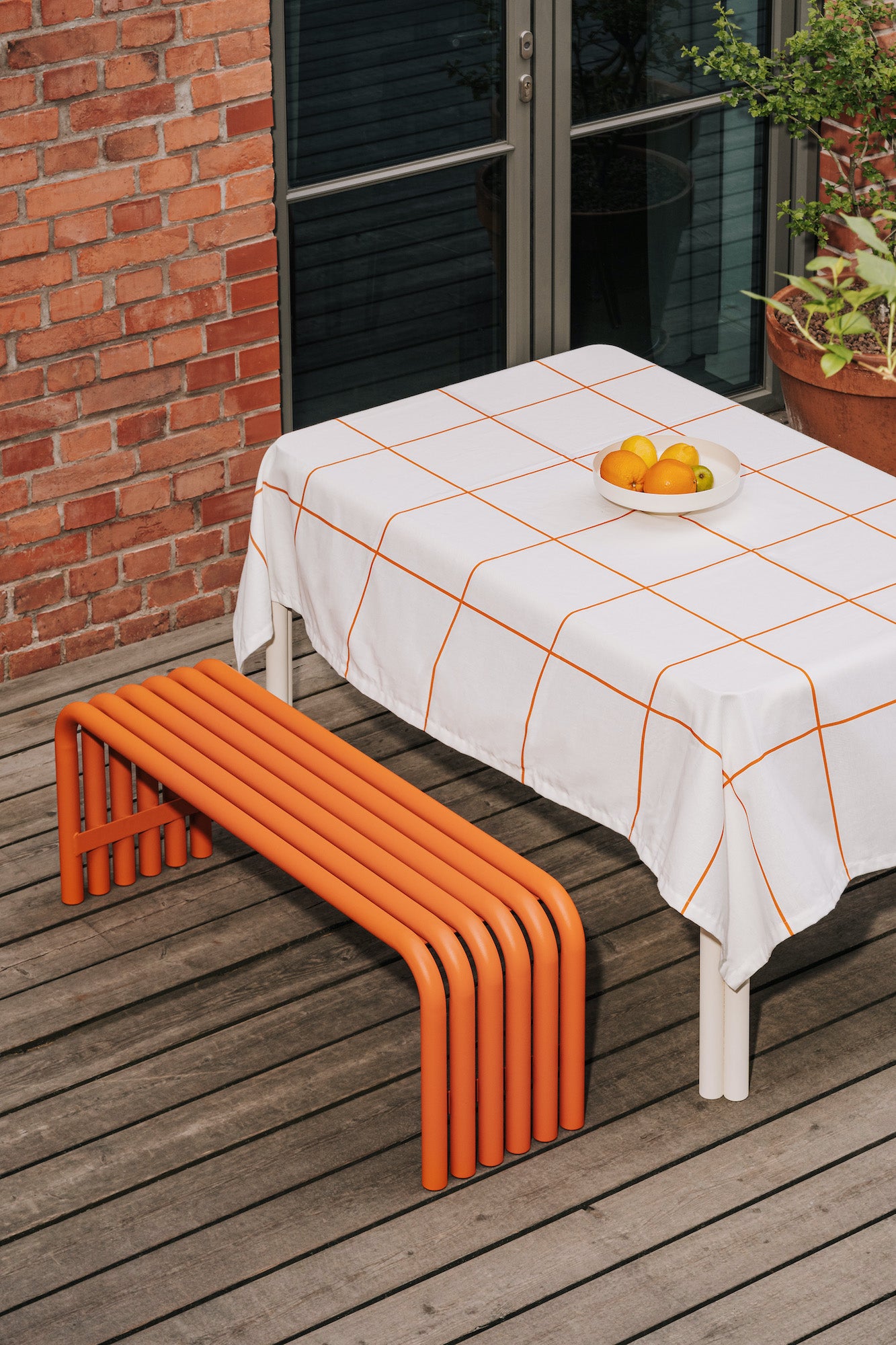 From small balconies to spacious gardens, our collection of garden furniture has everything needed to enjoy your outdoor to the fullest. Explore tables, stools, benches, and more for aesthetic balconies and modern gardens. Minimal balconies.