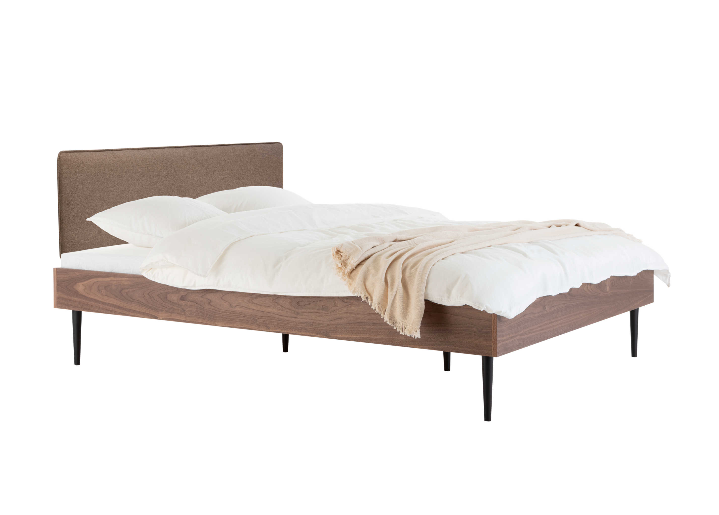 Streiko Bed Walnut