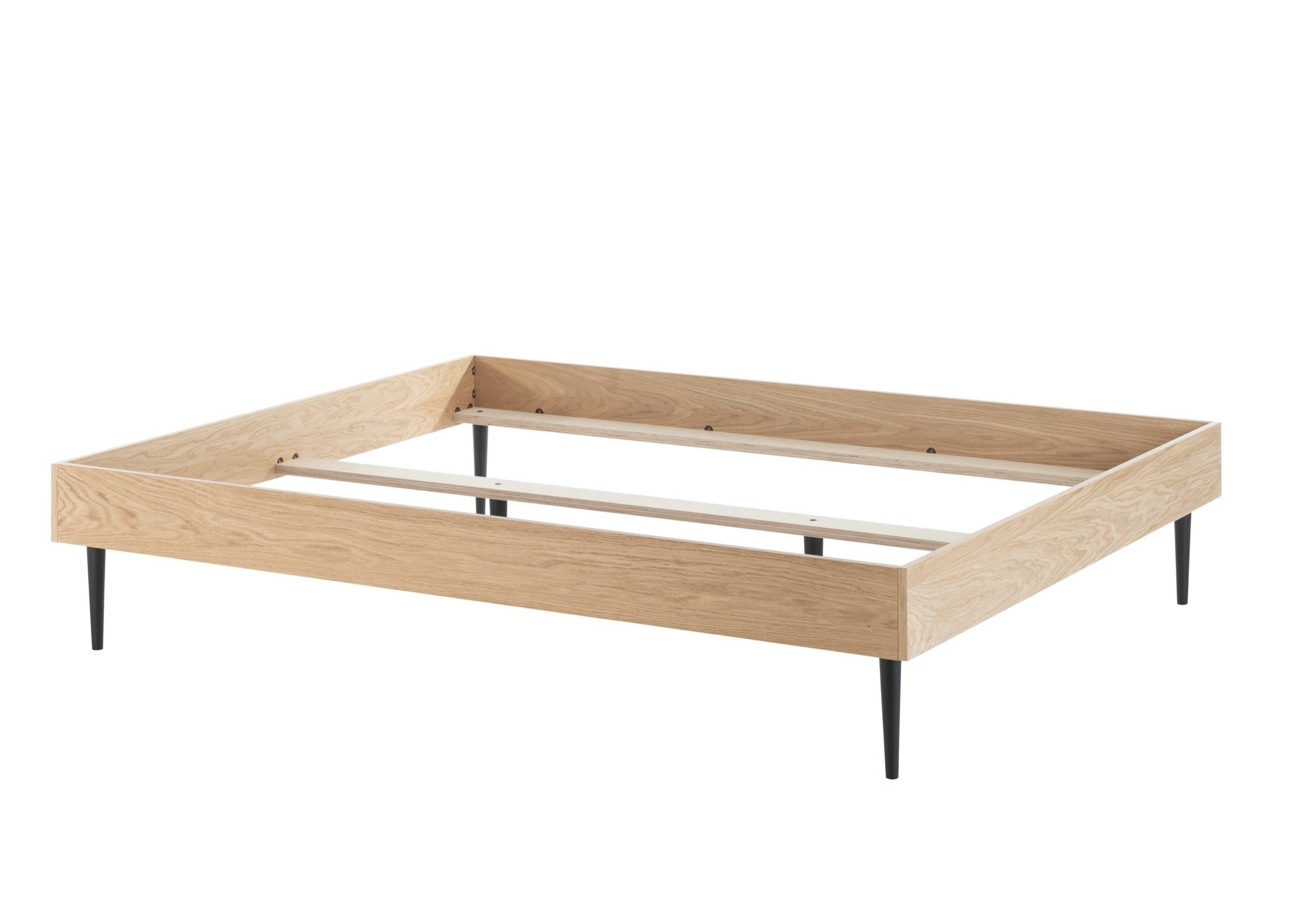 Streiko Bed Oak