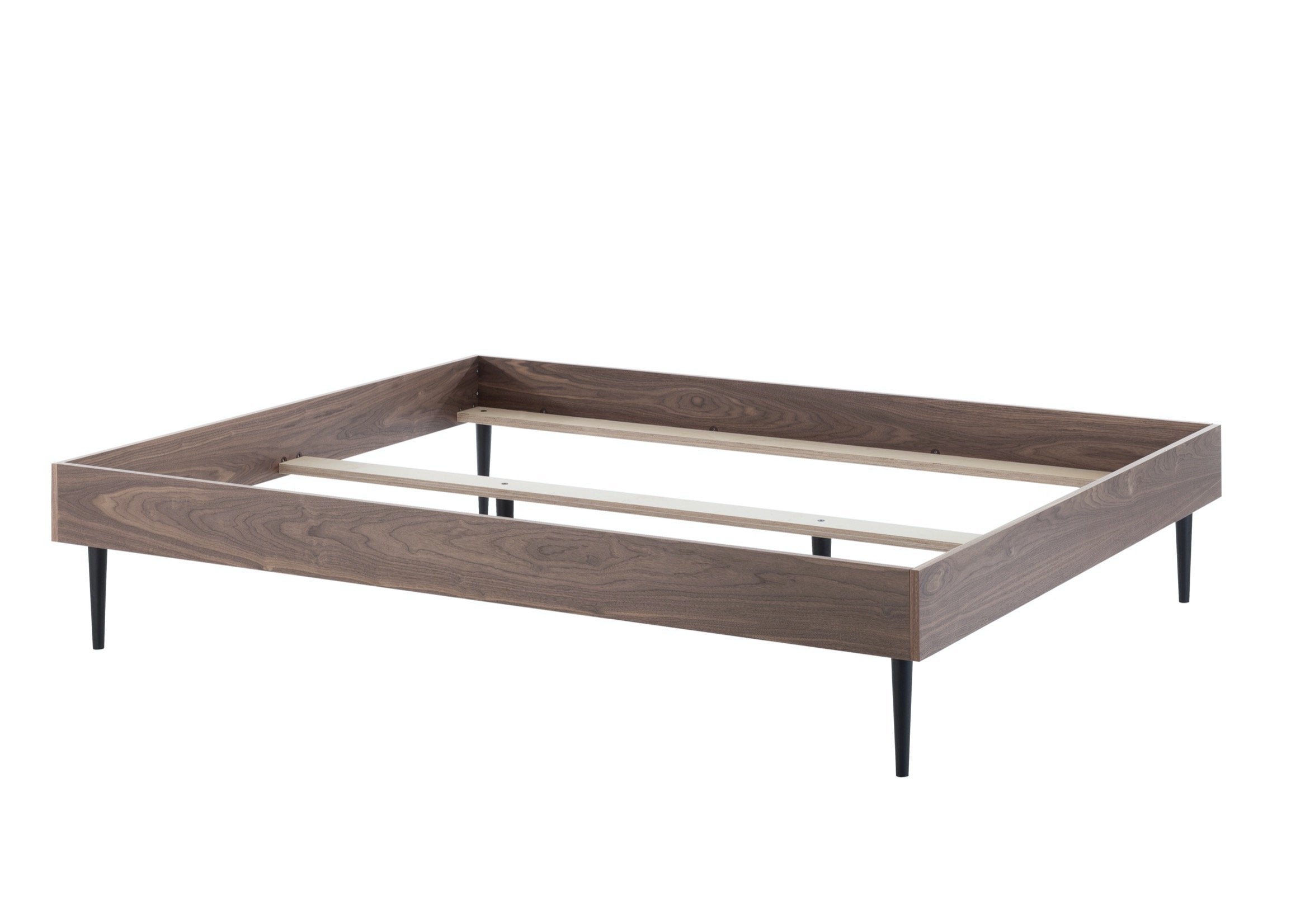 Streiko Bed Walnut